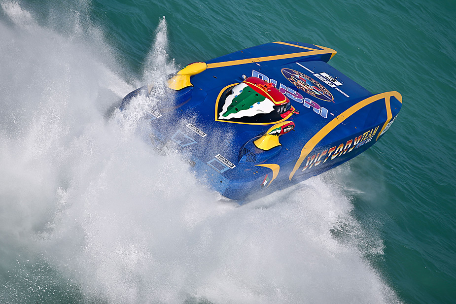 2014 World Champions C1 Powerboating team Victory - courrtesy of Class 1