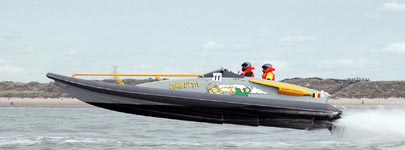 Belgian Powerboating Team competes again in 2011 Cowes-Torquay-Cowes